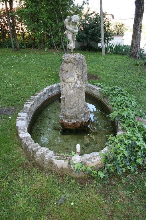 B&B Il Glicine Bedizzole Экстерьер фото