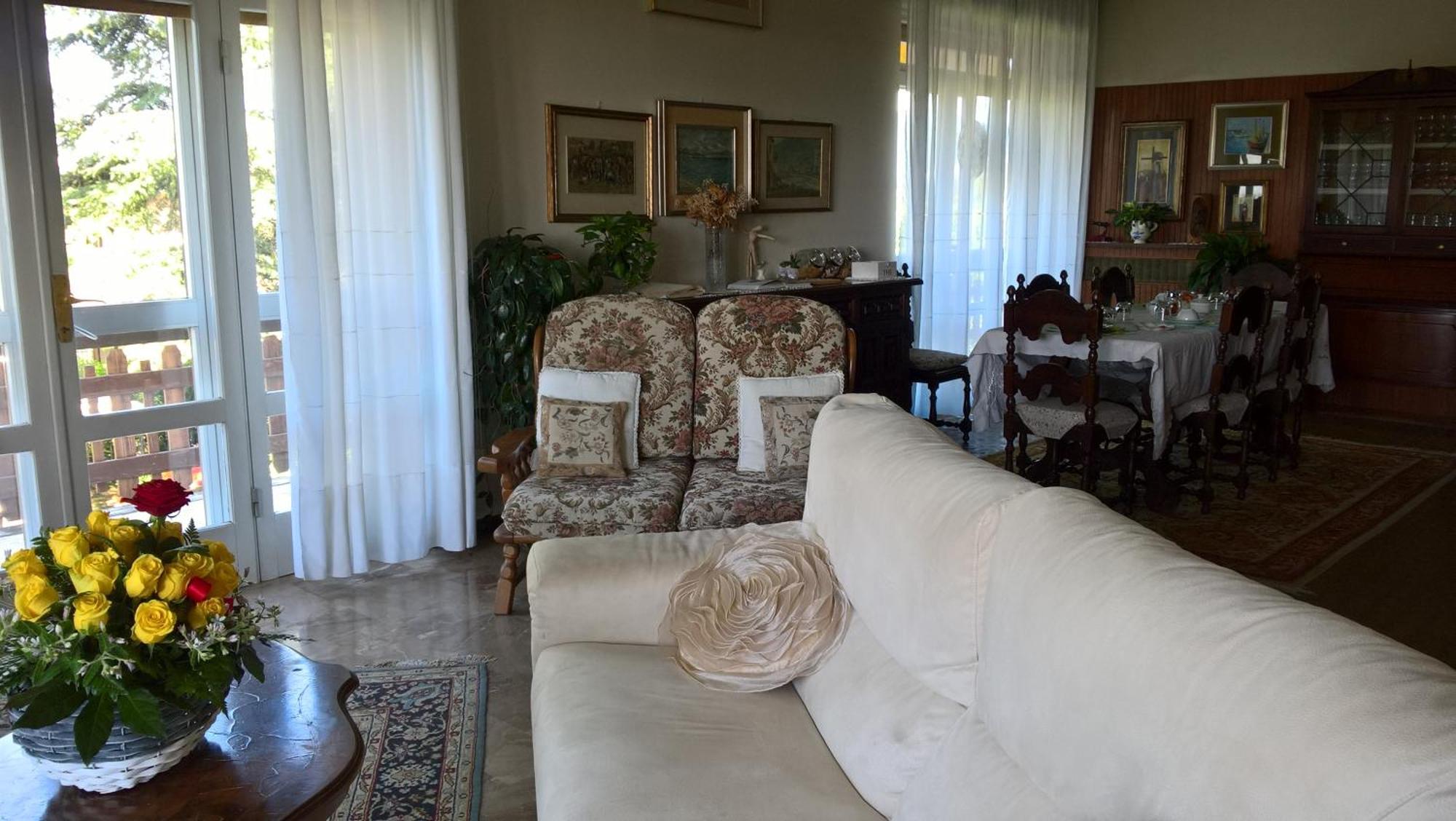 B&B Il Glicine Bedizzole Экстерьер фото