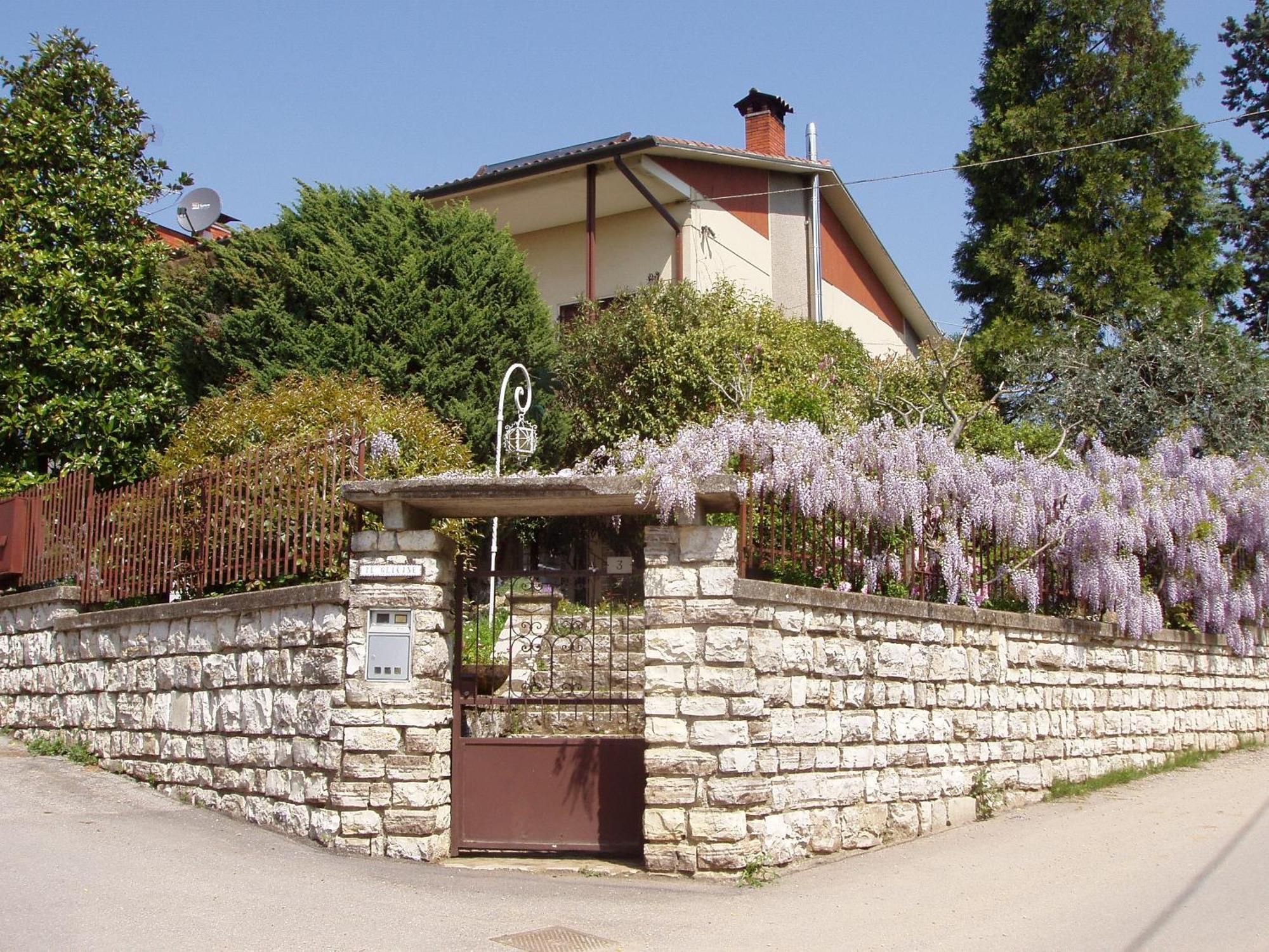 B&B Il Glicine Bedizzole Экстерьер фото